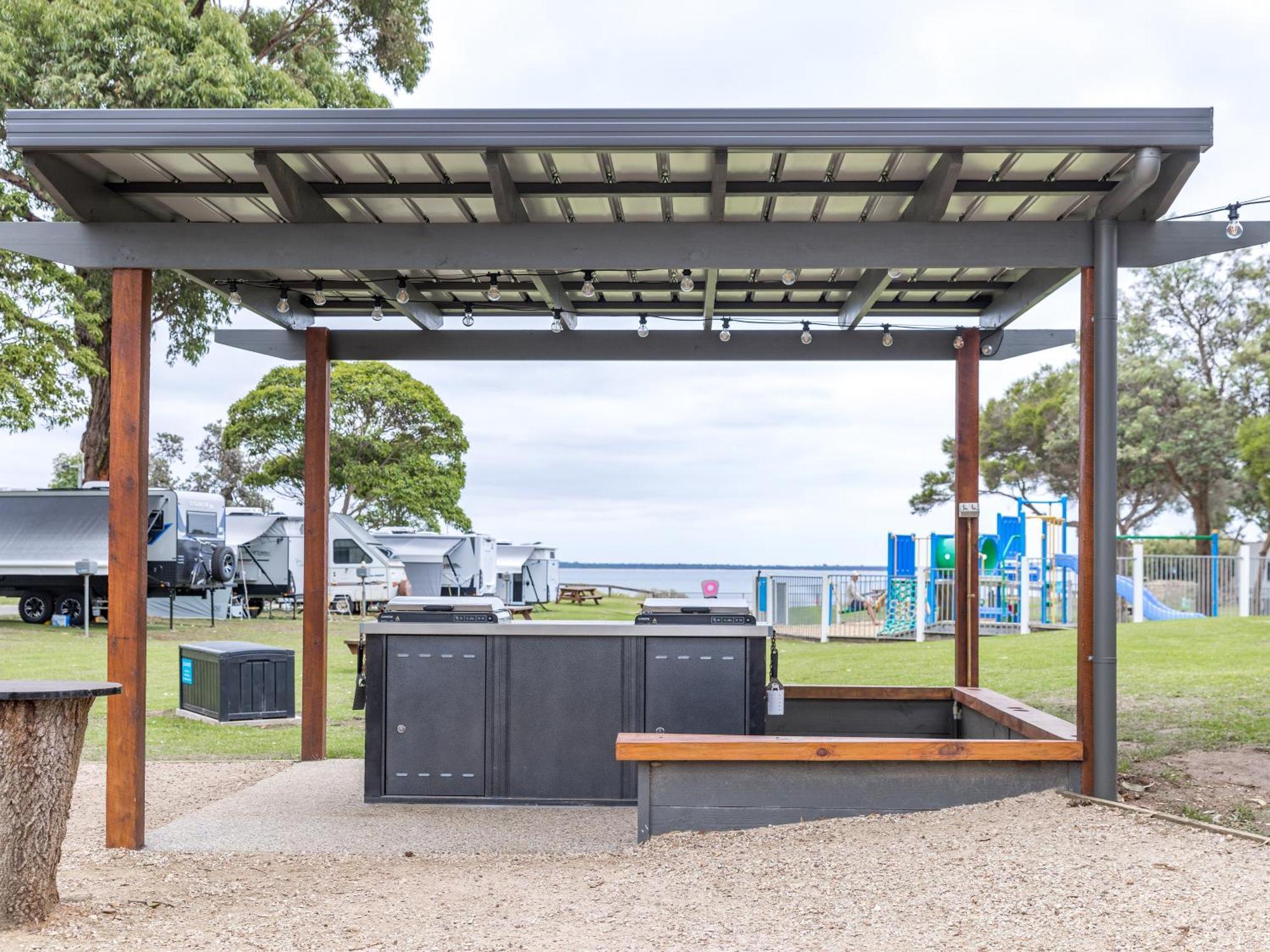 Nrma Phillip Island Beachfront Holiday Park Cowes Exterior photo