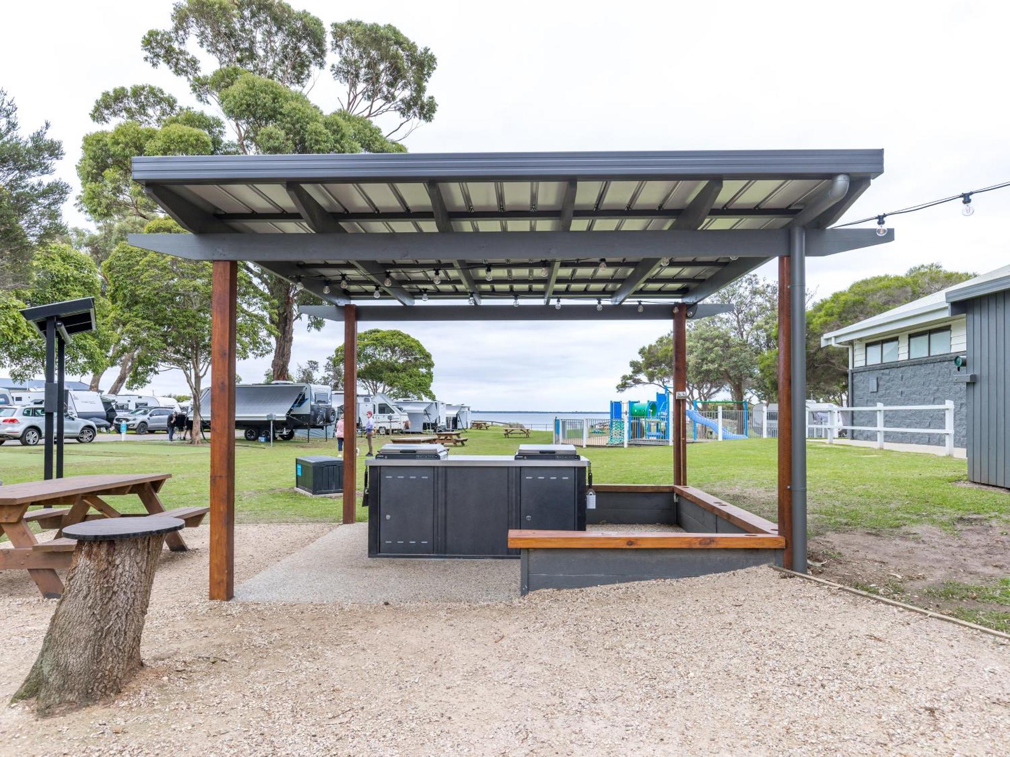 Nrma Phillip Island Beachfront Holiday Park Cowes Exterior photo