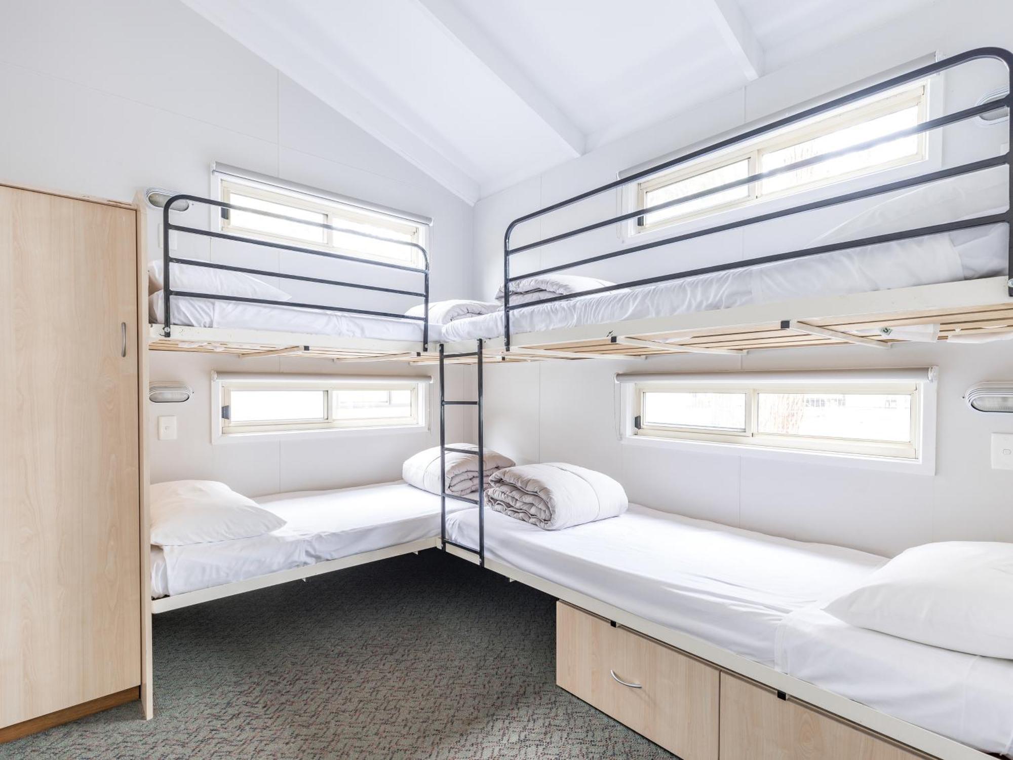 Nrma Phillip Island Beachfront Holiday Park Cowes Room photo