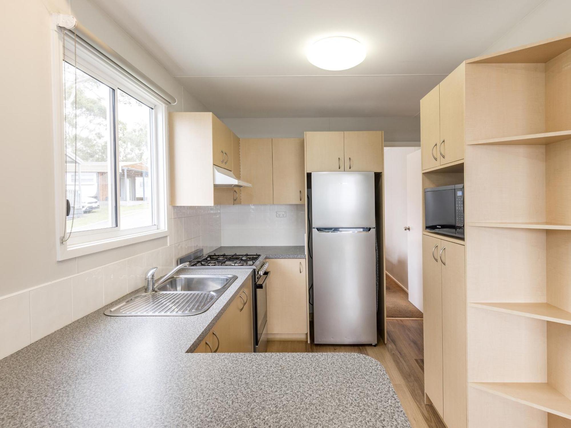 Nrma Phillip Island Beachfront Holiday Park Cowes Room photo